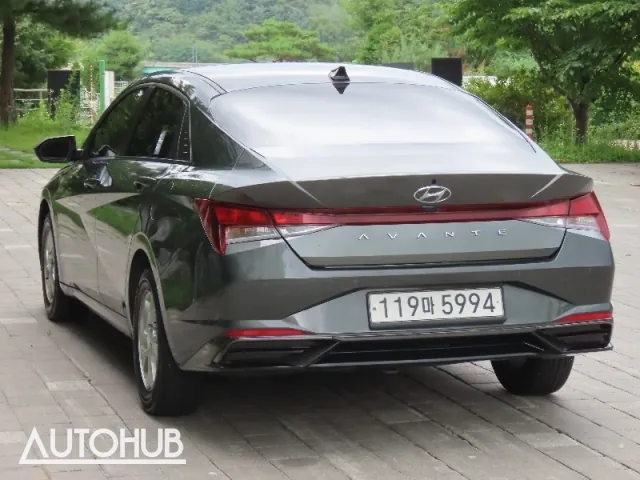 Hyundai Avante 2022 photo 4