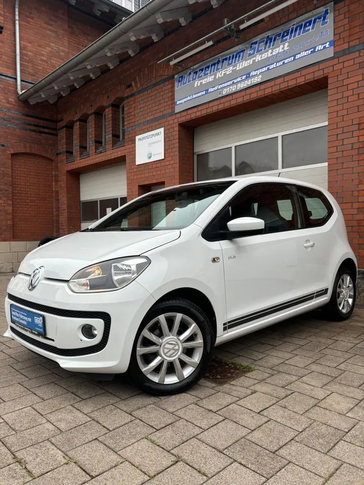Volkswagen Up