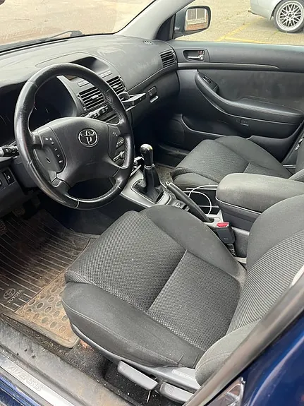 Toyota Avensis 2005 photo 4