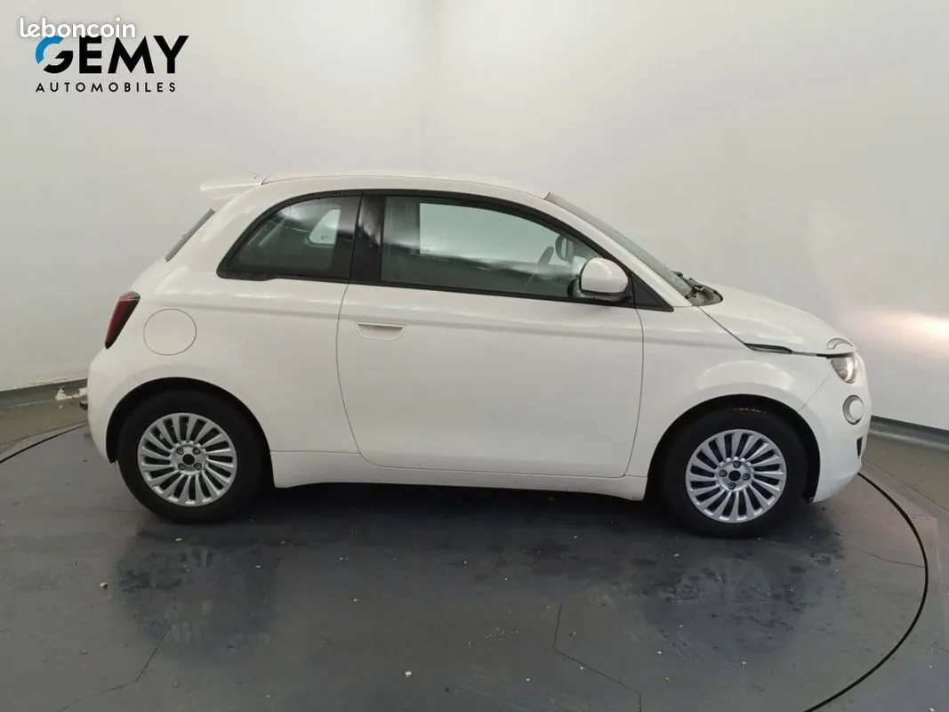 Fiat 500 2024 photo 4