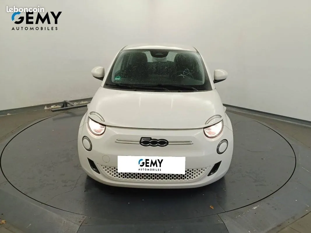 Fiat 500 2024 photo 2