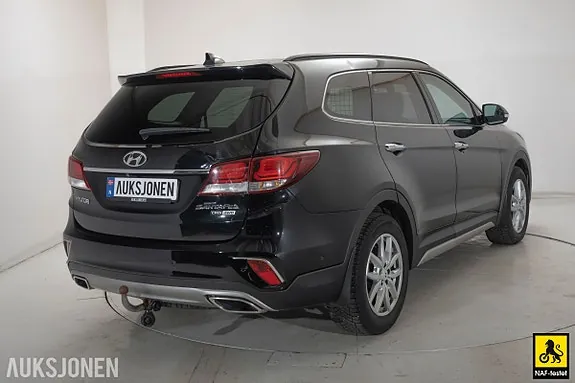 Hyundai Grand Santa Fe 2017 photo 4