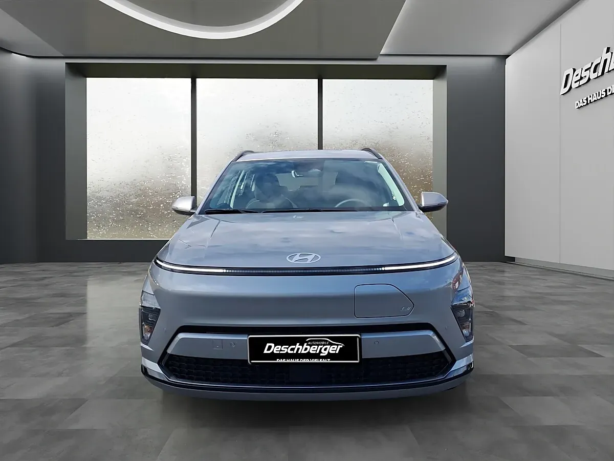Hyundai Kona photo 3