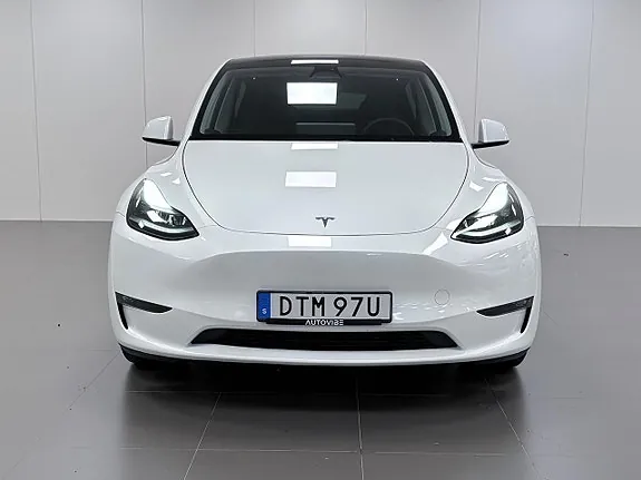 Tesla Model Y 2023 photo 3