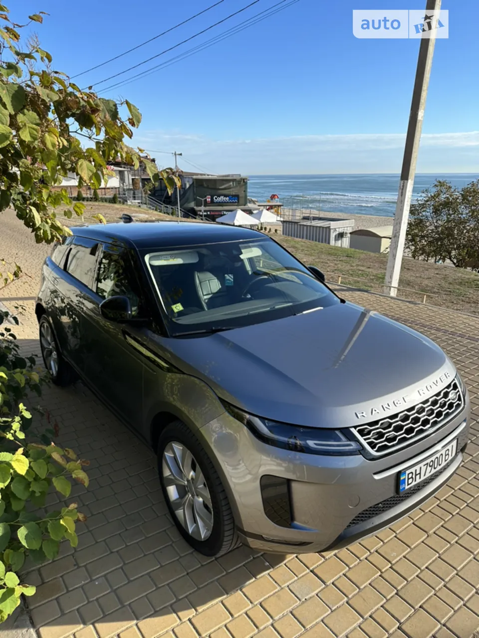 Land Rover Range Rover Evoque 2019 photo 2