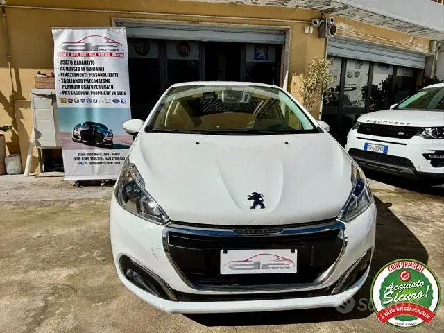 Peugeot 208 2019 photo 4