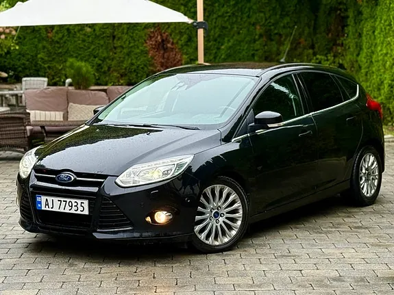 Ford Focus 2013 photo 2