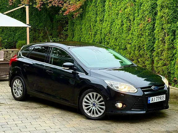 Ford Focus 2013 photo 3