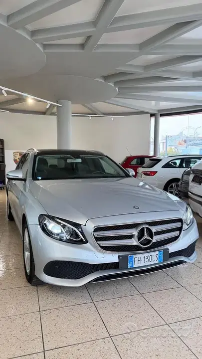 Mercedes-Benz E-Class 2017 photo 2