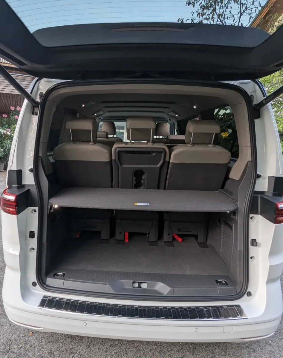Volkswagen T7 2023 photo 3