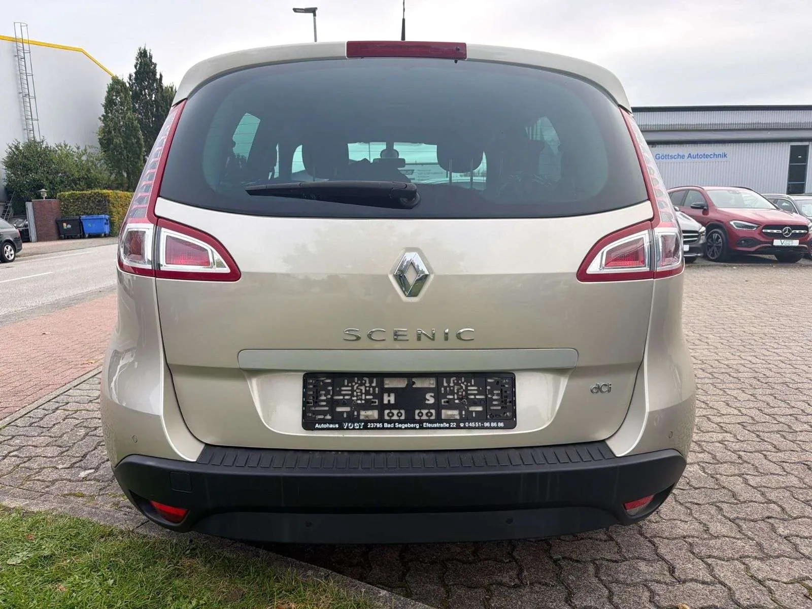 Renault Scenic 2010 photo 5