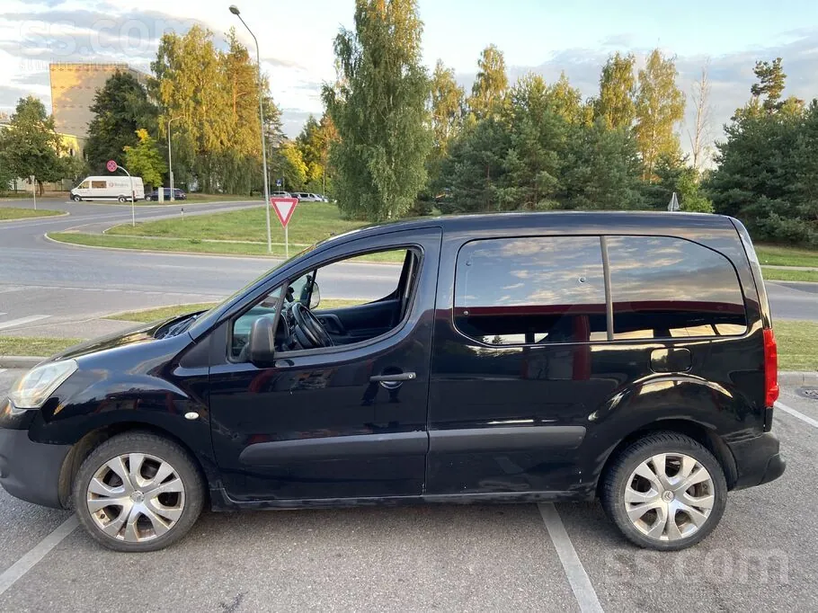 Citroen Berlingo 2008 photo 2