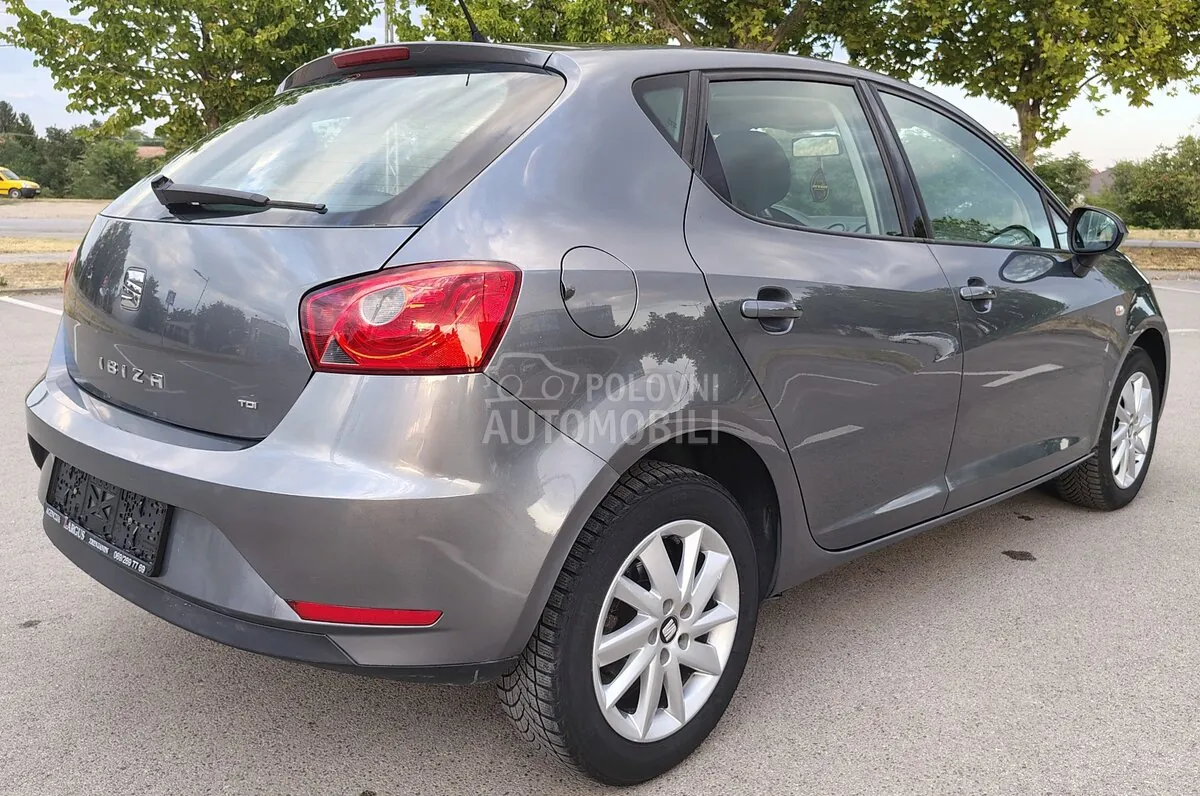 Seat Ibiza 2014 photo 4