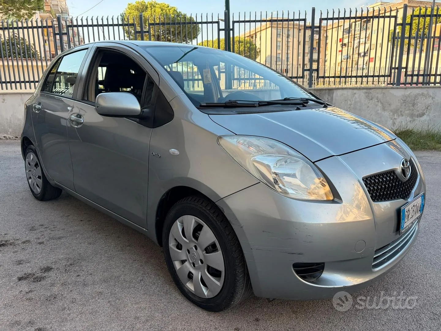 Toyota Yaris 2008 photo 3