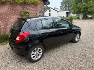 Opel Corsa 2014 photo 3
