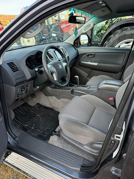 Toyota Hilux 2013 photo 5