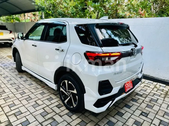 Toyota Raize 2025 photo 4