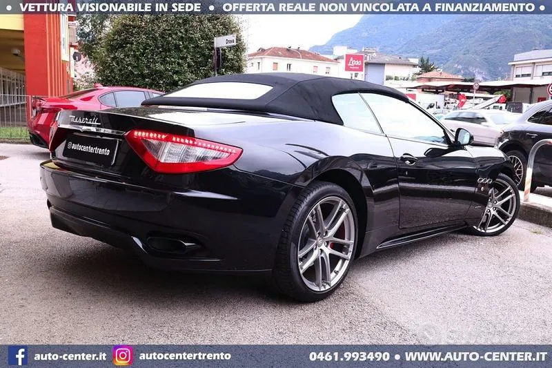 Maserati Grancabrio 2012 photo 3
