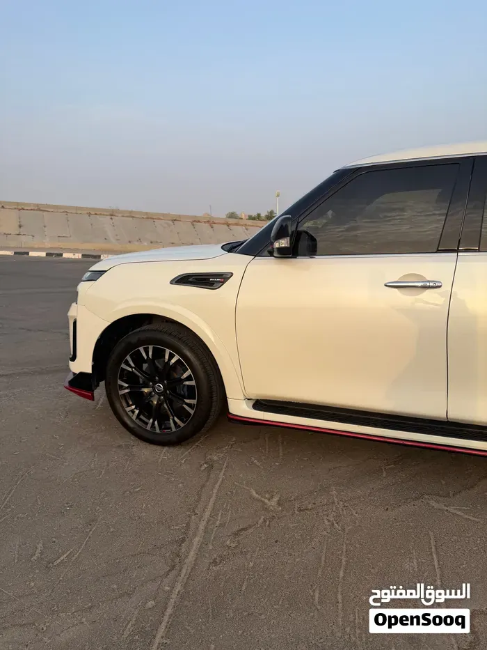 Nissan Patrol 2012 photo 4