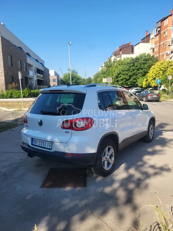 Volkswagen Tiguan 2008 photo 2
