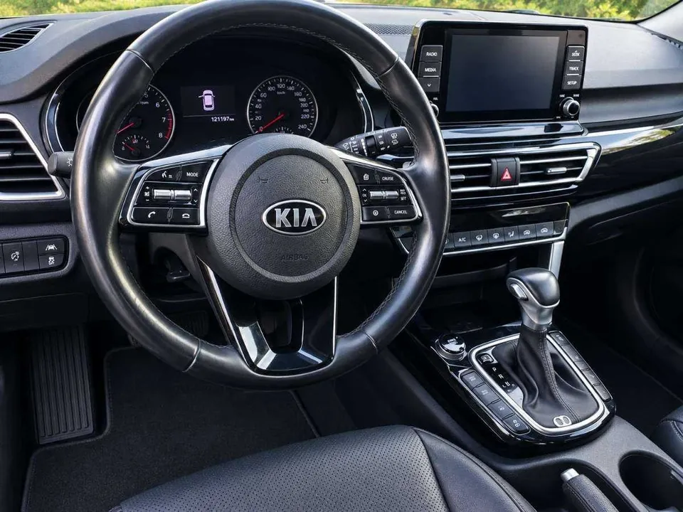 Kia Seltos 2021 photo 2