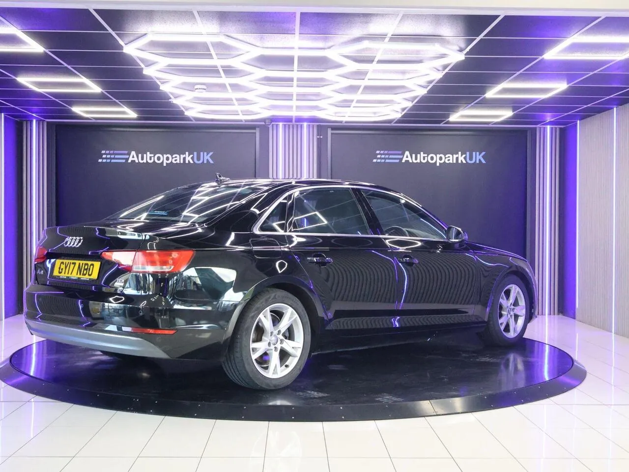 Audi A4 2017 photo 4