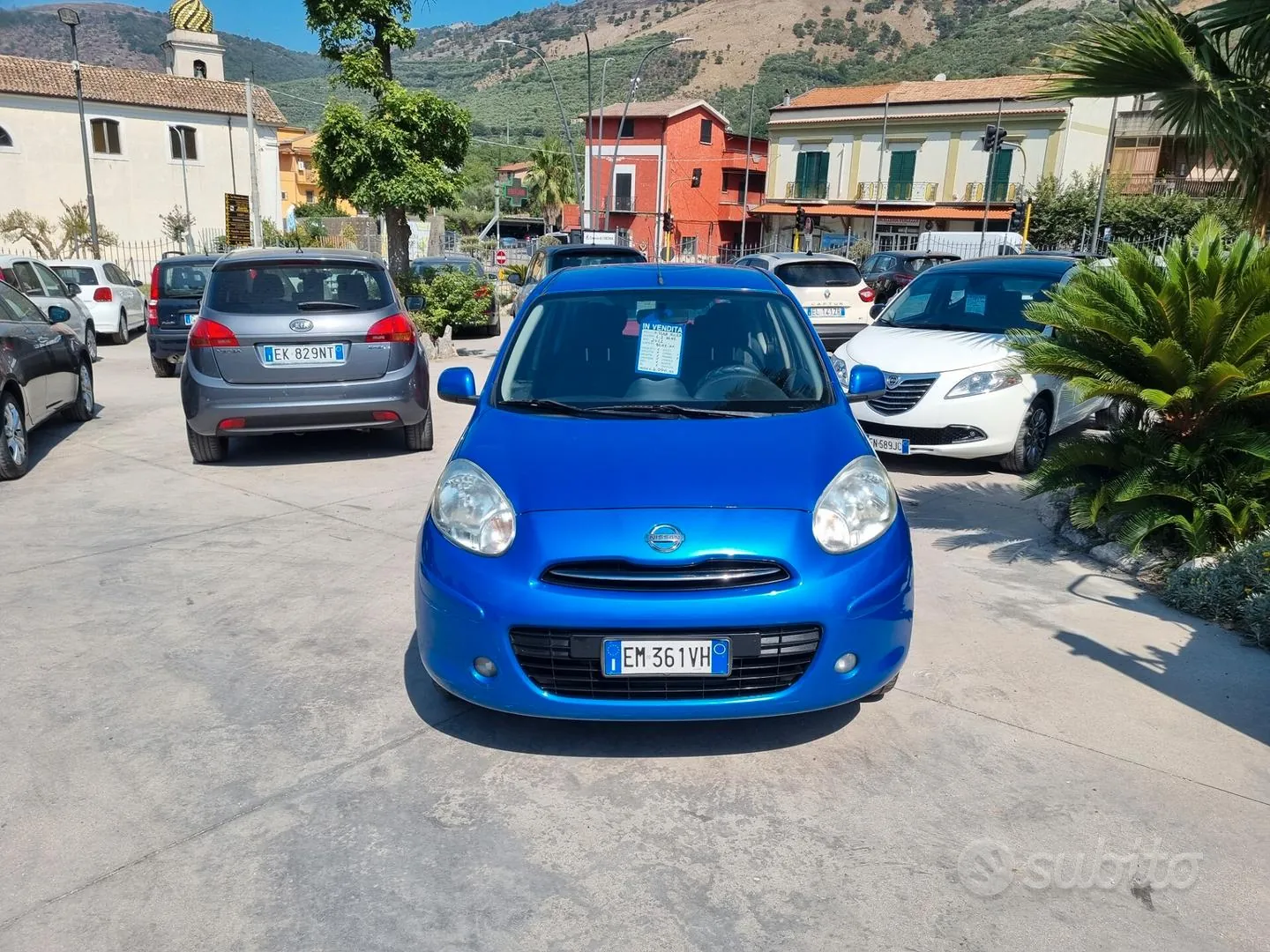 Nissan Micra 2012 photo 3