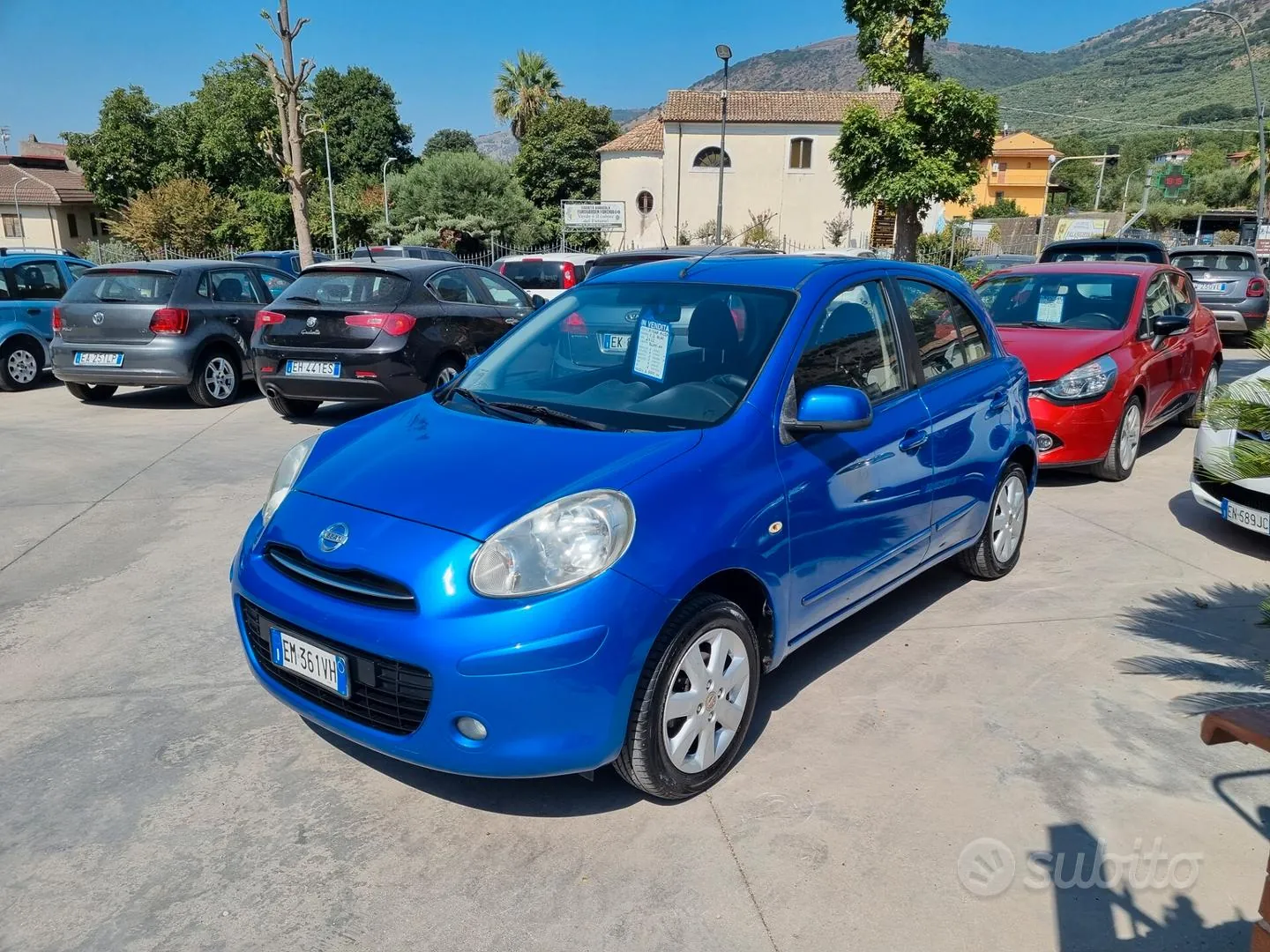 Nissan Micra 2012 photo 4