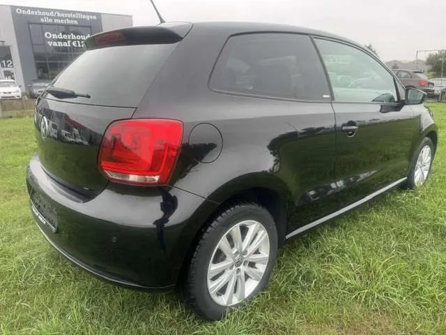 Volkswagen Polo 2012 photo 5