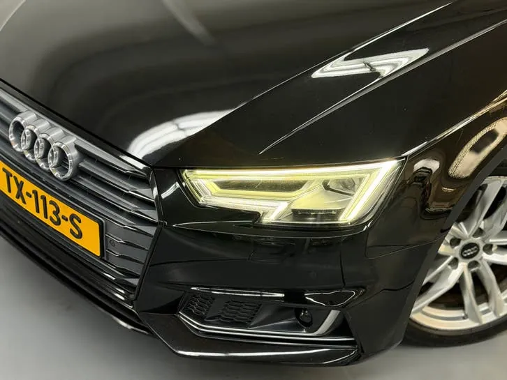 Audi A4 2017 photo 2