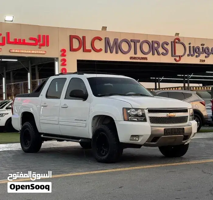 Chevrolet Avalanche 2011 photo 4