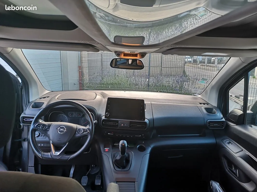 Opel Combo 2019 photo 2