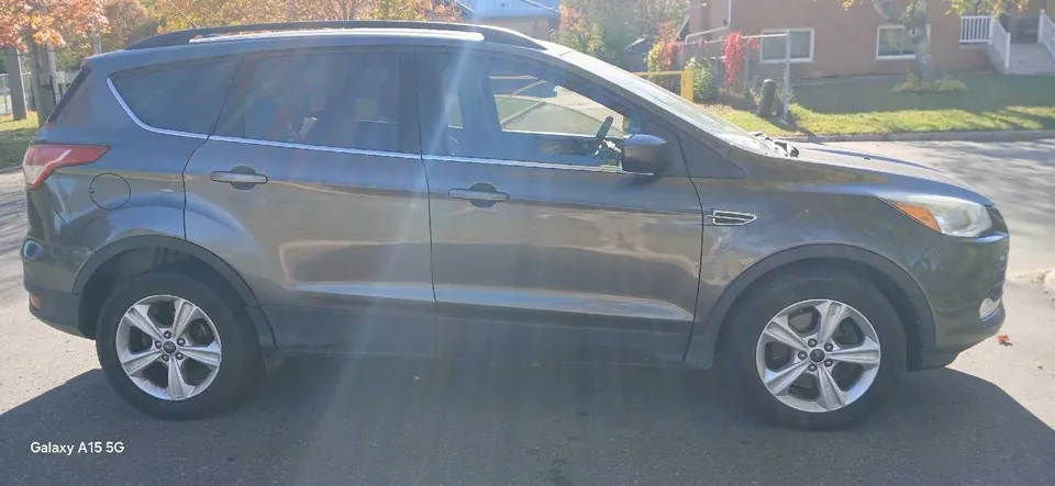 Ford Escape 2015 photo 3