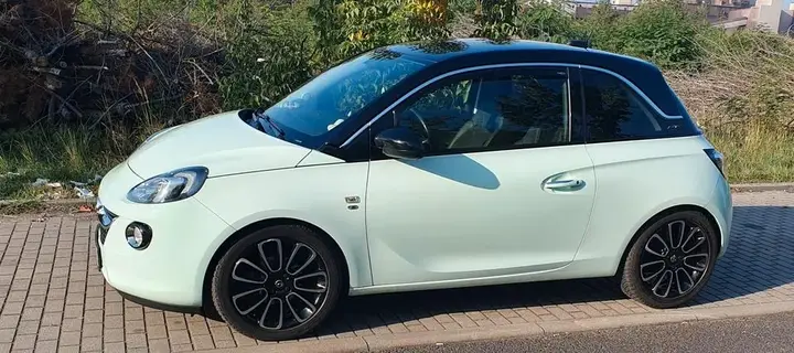 Opel Adam