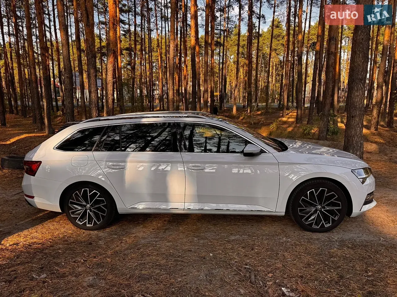 Skoda Superb 2021 photo 4