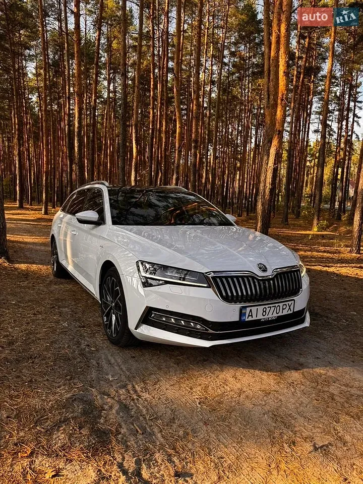 Skoda Superb 2021 photo 3