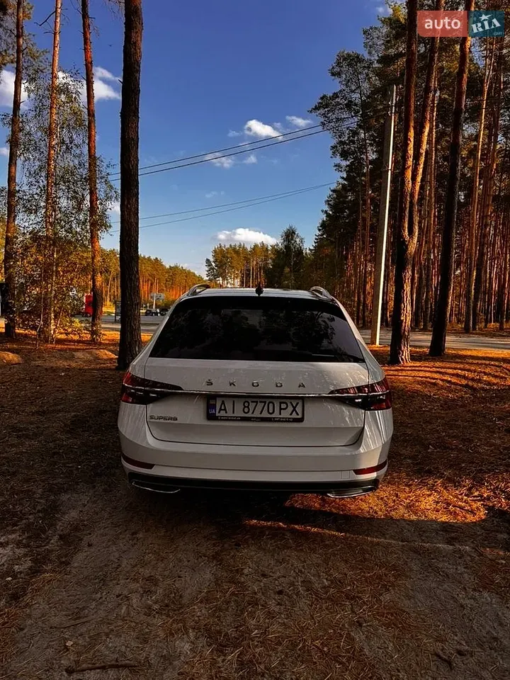 Skoda Superb 2021 photo 5