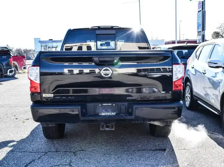 Nissan Titan 2018 photo 5