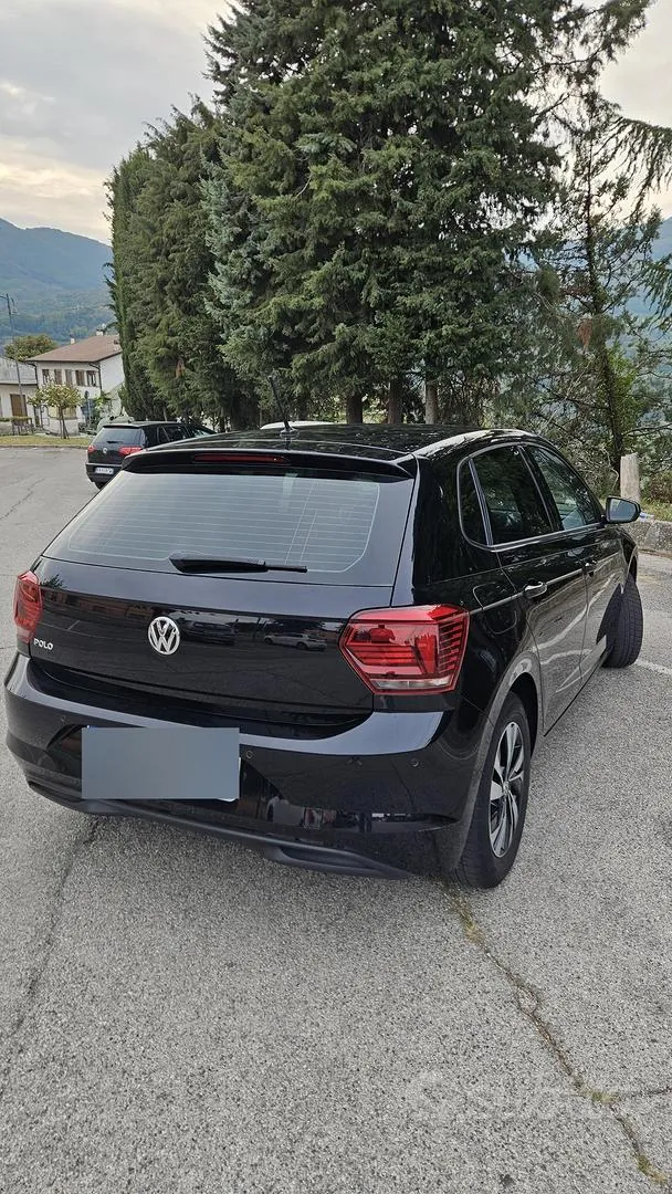 Volkswagen Polo 2018 photo 2
