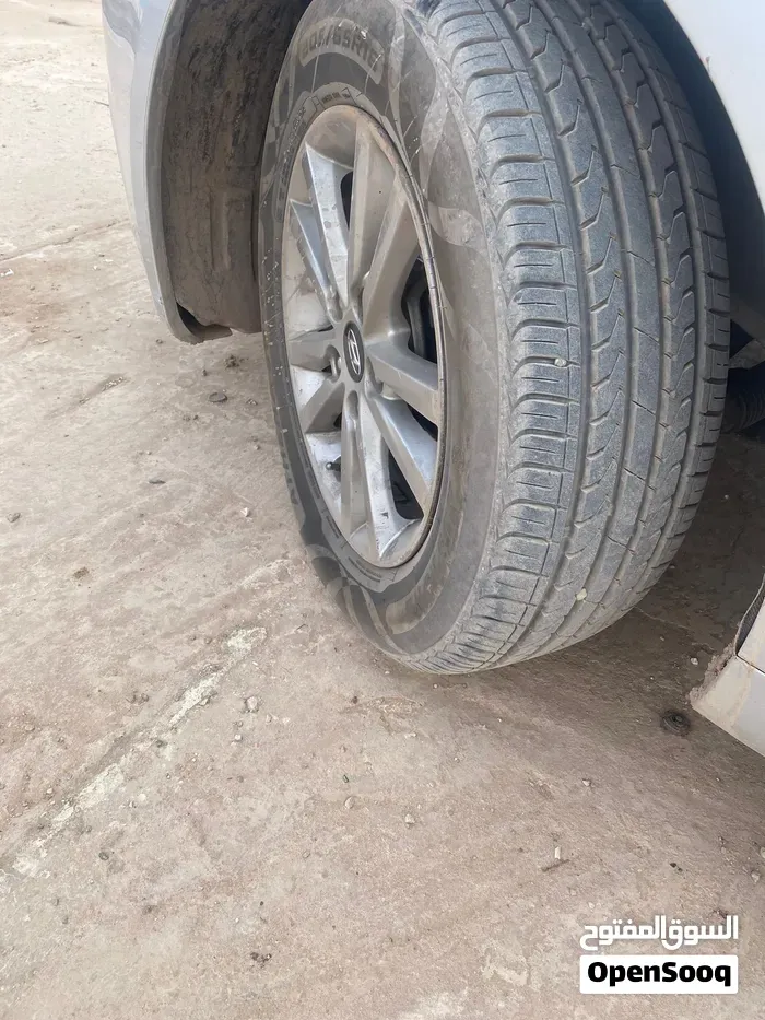Hyundai Sonata 2012 photo 3
