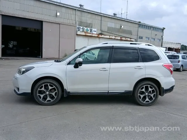 Subaru Forester 2014 photo 4