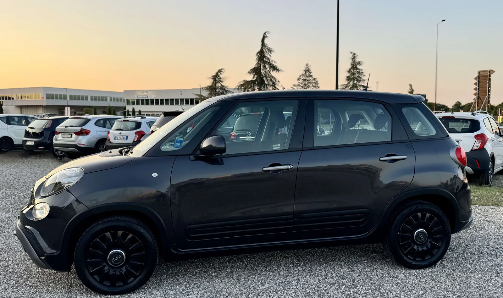 Fiat 500L 2021 photo 2
