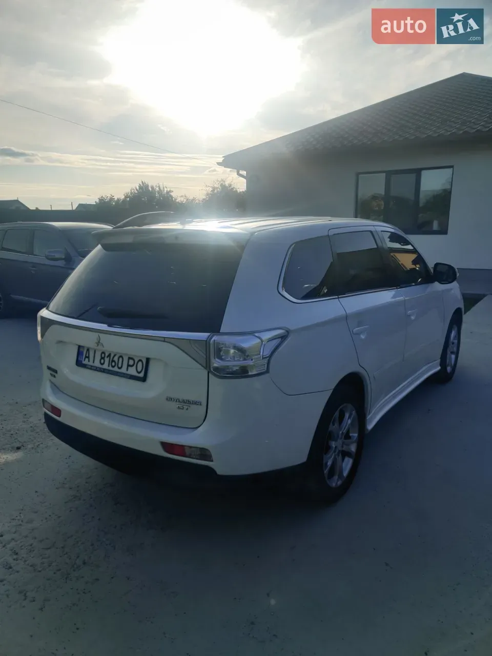 Mitsubishi Outlander 2013 photo 5