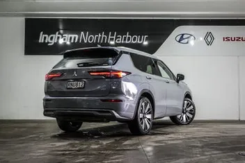 Mitsubishi Outlander 2026 photo 4