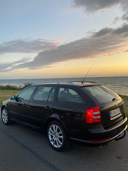 Skoda Octavia 2007 photo 3