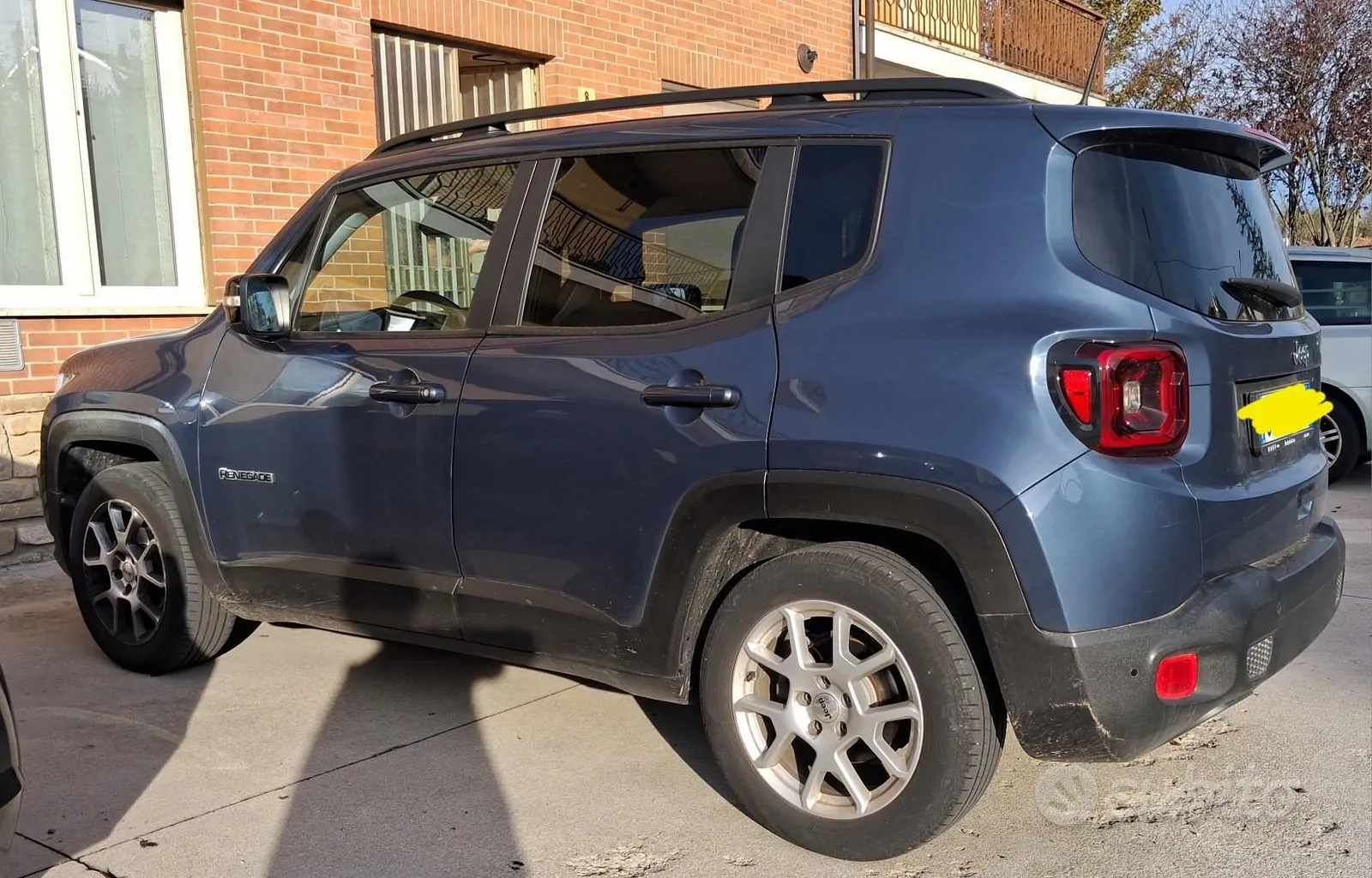 Jeep Renegade 2023 photo 3