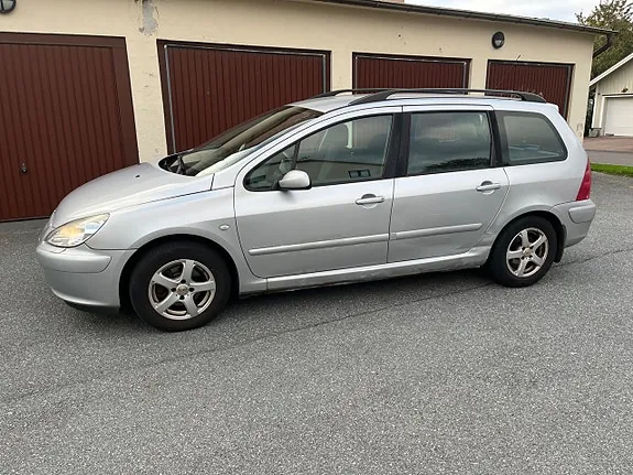 Peugeot 307 2005 photo 2