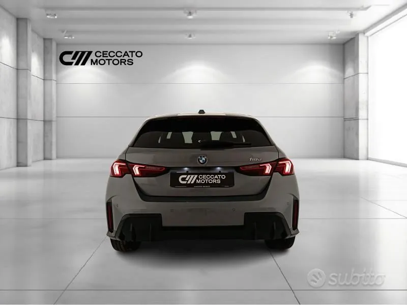 BMW 1 Series 2025 photo 5