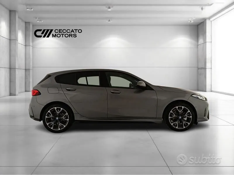 BMW 1 Series 2025 photo 3
