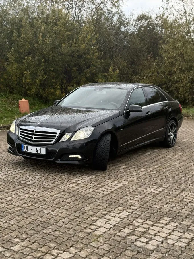 Mercedes-Benz E350 2010 photo 3